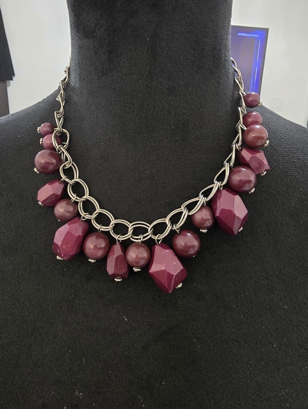Vintage Paraazz Silver Toned Bold Wine Bead Statement Necklace -